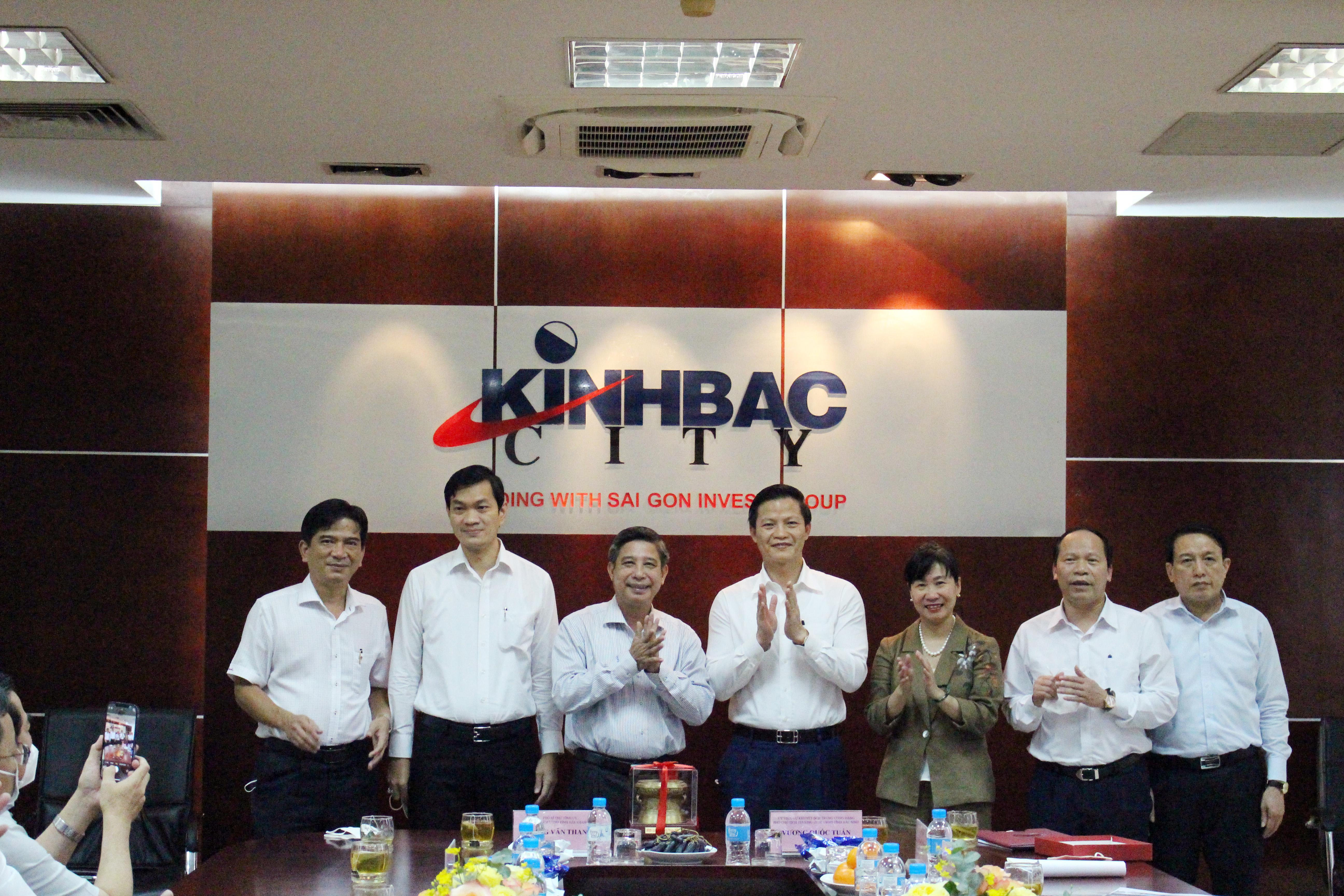 KBC welcomed Hau Giang province’s delegation and shared investment promotion experience in Bac Ninh province